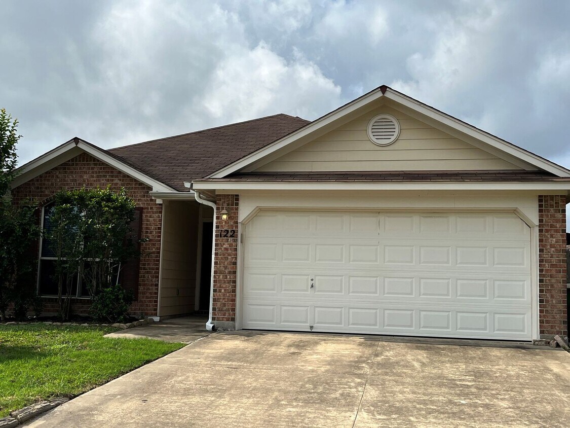 122 Riata, Victoria, TX 77901 House Rental in Victoria, TX