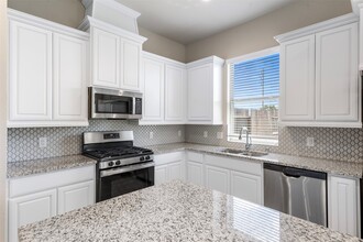 Building Photo - 5203 Pr Ter Ln