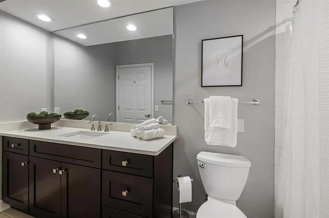 Building Photo - 3777 Peachtree Rd