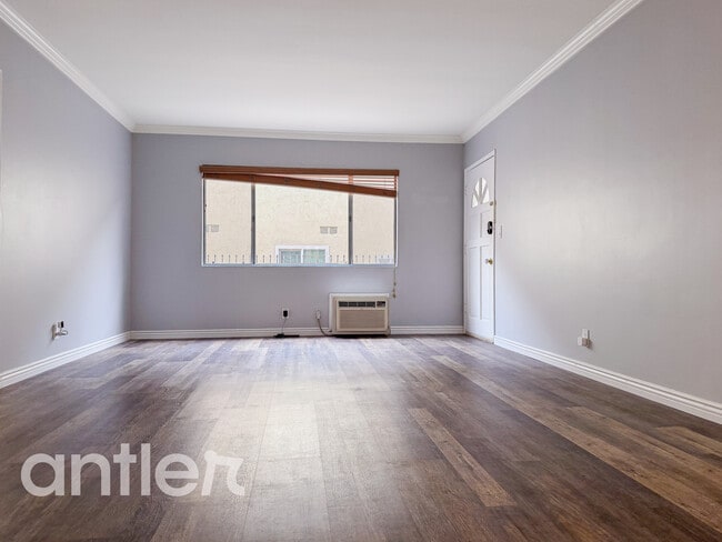 Building Photo - 14270 Dickens St