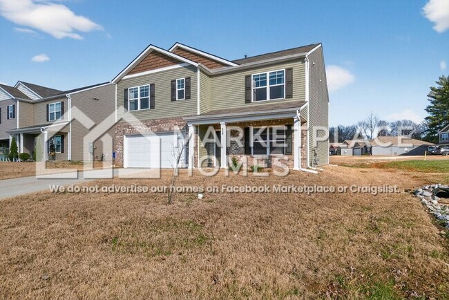 Building Photo - 829 Greene Mdw Dr