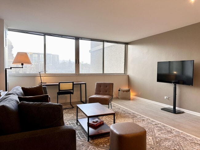 Foto del edificio - 901 S Ashland Ave