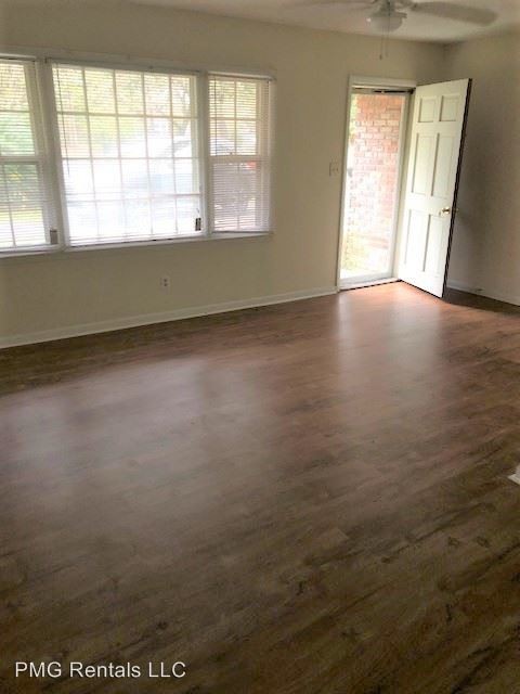 Building Photo - 108 N Edgewood Dr