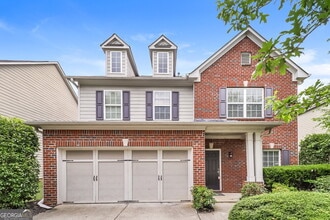 Building Photo - 529 Crestmont Ln
