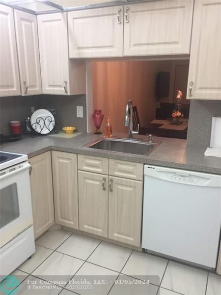 Foto del edificio - 3955 N Nob Hill Rd