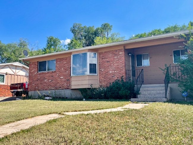 Photo - 47 Newport Cir Apartment