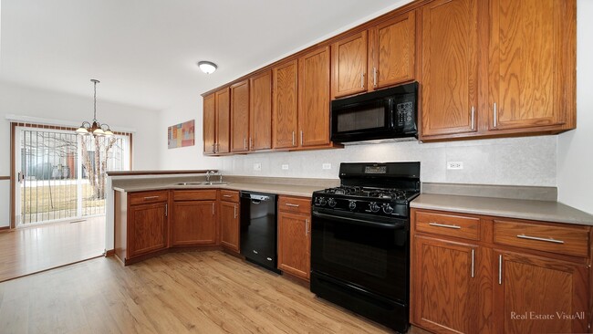 Building Photo - 325 N Patriot Dr