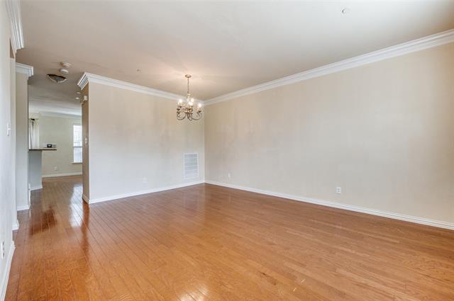 Building Photo - 1433 Fox Run Dr