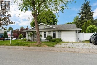 Building Photo - 22641 Kendrick Loop