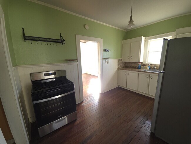 Foto del edificio - Garage Apartment in Historic Fairmount District