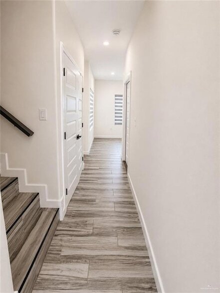 Building Photo - 2802 Stablewood