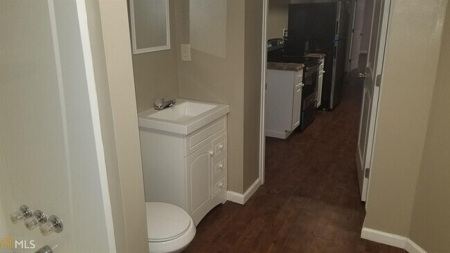 Foto del edificio - 4002 Colonial Dr SW