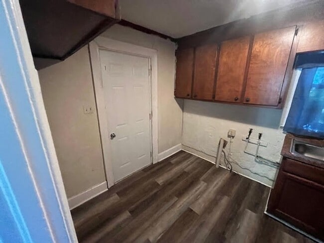 Foto del edificio - 812 Rhem St