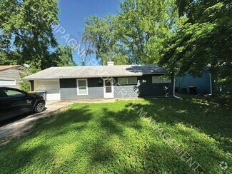 Building Photo - 10923 Bennington Ave