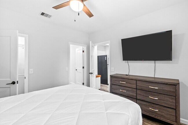 Foto del edificio - 412 Waco Ave