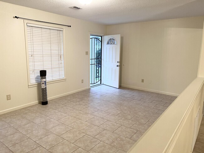Foto del edificio - 312 Shawnee St