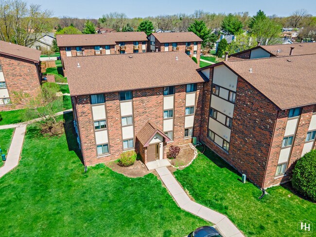 Building Photo - 429 Berkshire Dr