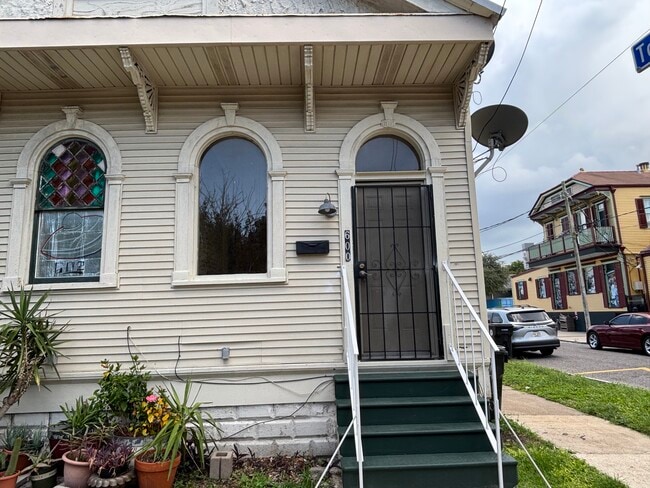 Building Photo - 600 Hagan Ave