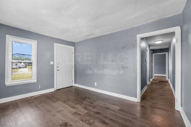 Building Photo - 1443 S 32nd St