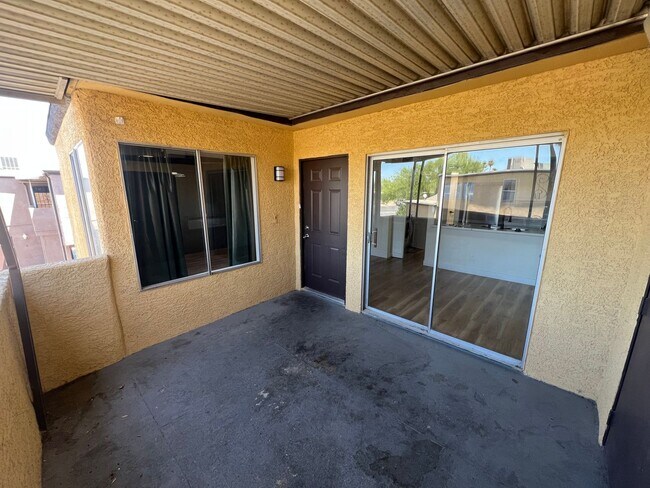 Foto del edificio - 1534 Hialeah Dr
