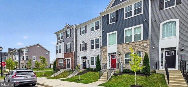 Building Photo - 7803 Barrensdale Rd