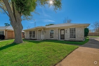 Building Photo - 7315 Housman