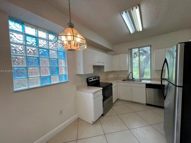 Foto del edificio - 6992 SW 39th St