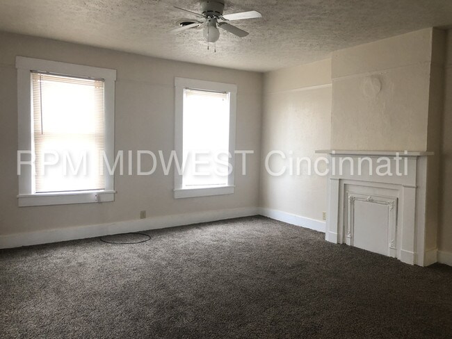 Foto del edificio - German Village Apartment in Four Family!
