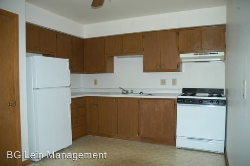 Building Photo - 3800 S 84th St