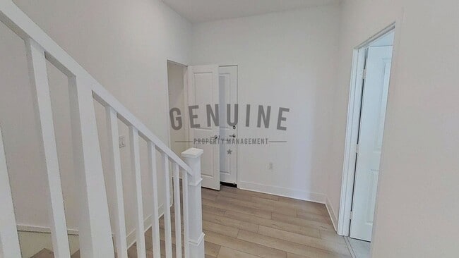 Building Photo - Spacious 4Bd 4Ba Tri-Level Home in Luna Park Community in Irvine