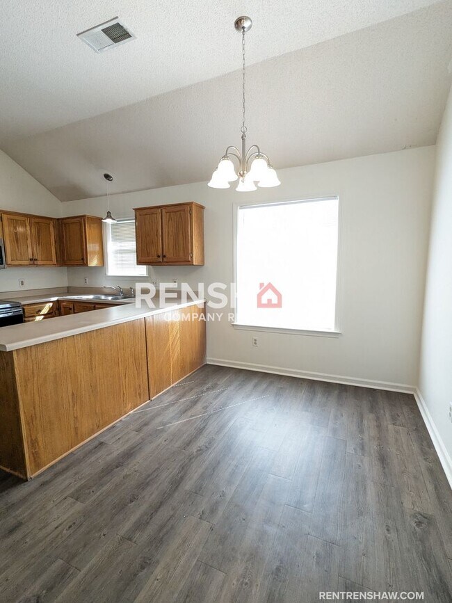 Foto del edificio - Upgraded Collierville Home for Rent--Reduc...