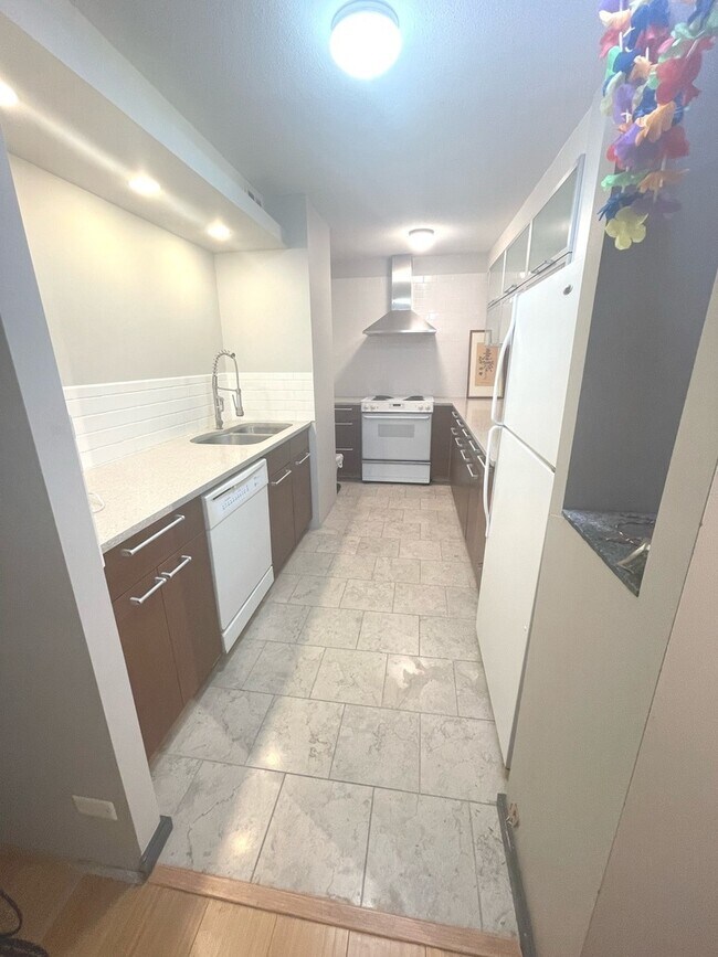 Foto del edificio - 2728 N Hampden Ct