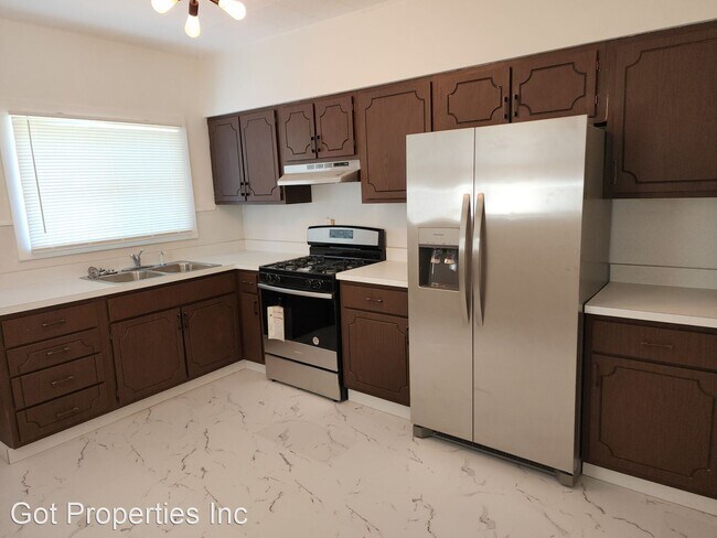 Foto del edificio - 2 br, 1 bath House - 3369 Oxford Blvd