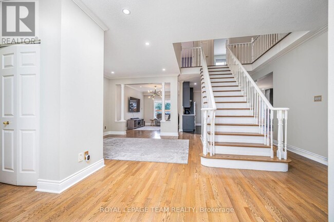 Building Photo - 115 Grandpark Cir