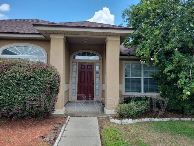 Foto del edificio - 8592 Falling Springs Dr