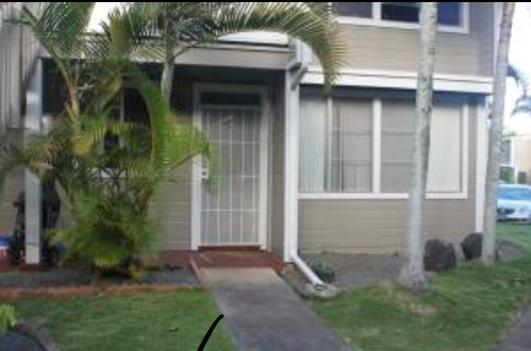 Entryway - 95 -638 Hanile St