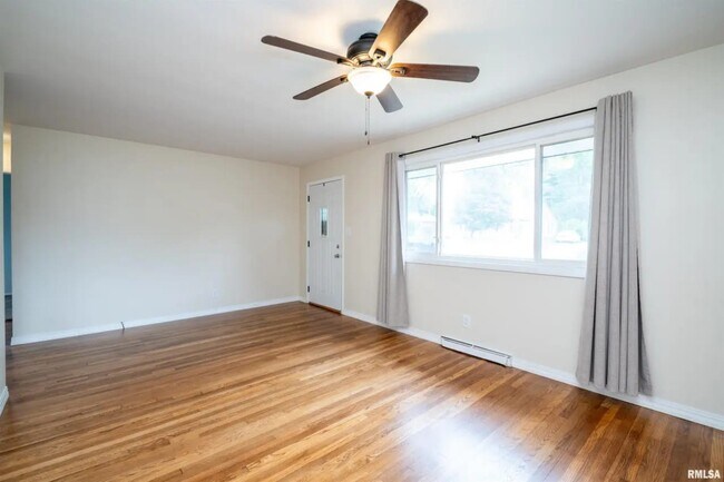 Foto del edificio - West Cindy Lane