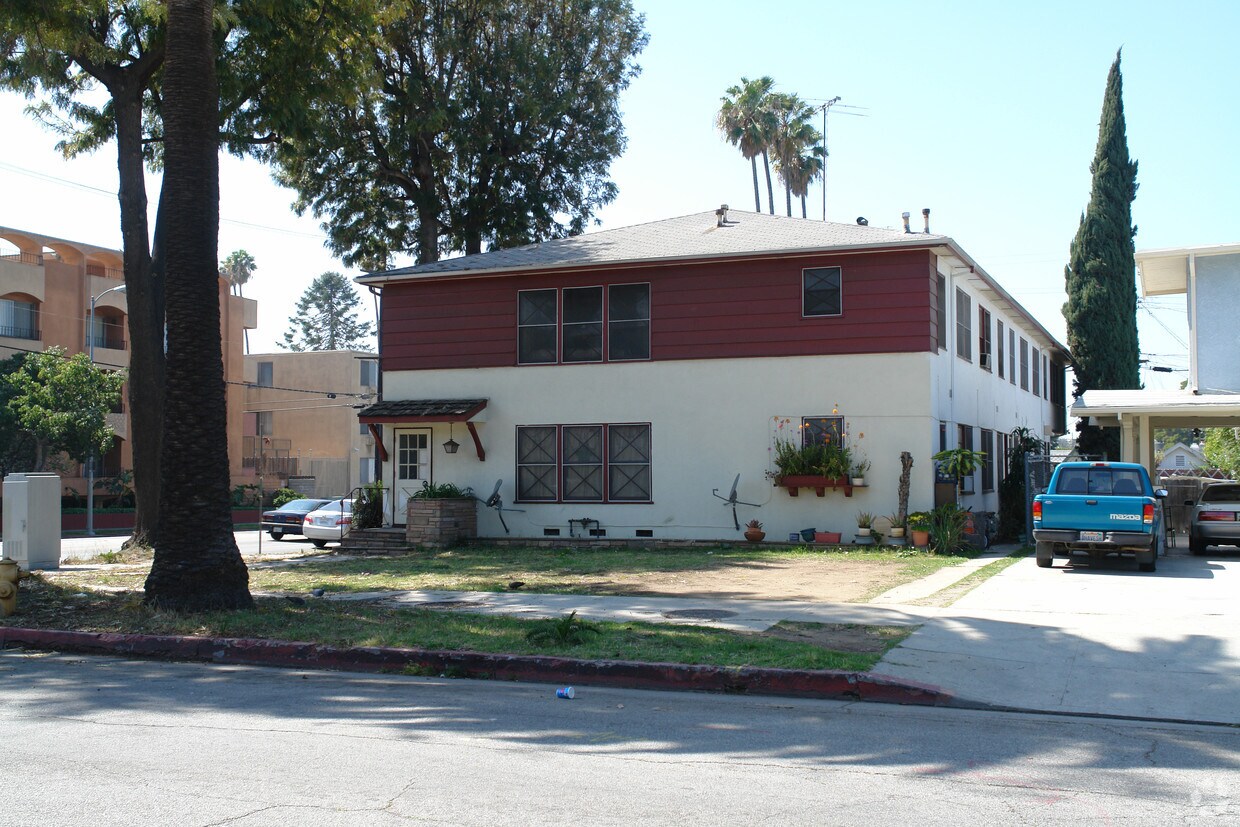 Building Photo - 4455 W 3rd St