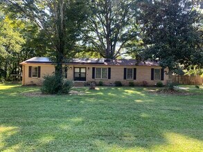 Building Photo - 7332 Kuck Rd
