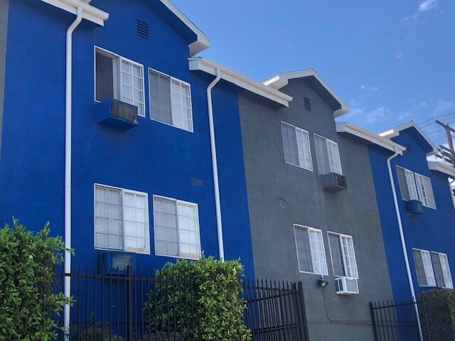 Building Photo - 12036 Hart St