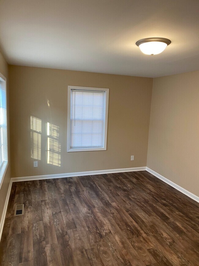 Foto del edificio - 114 Woodrow Street, Unit 6