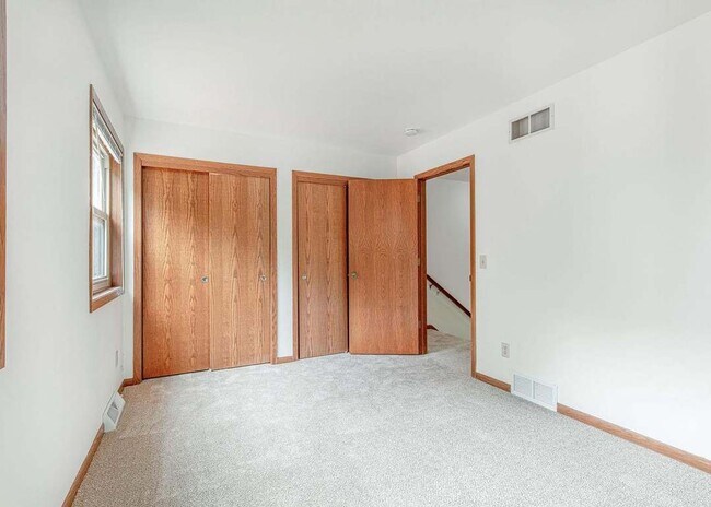 Building Photo - 3038 Jason Pl