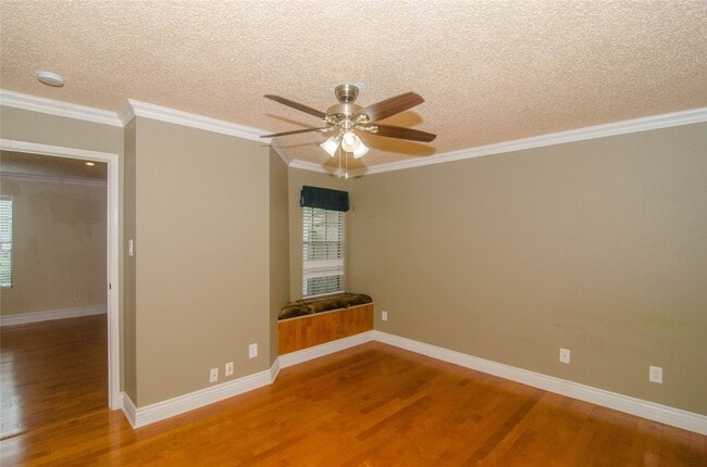 Foto del edificio - 2750 Holly Hall St