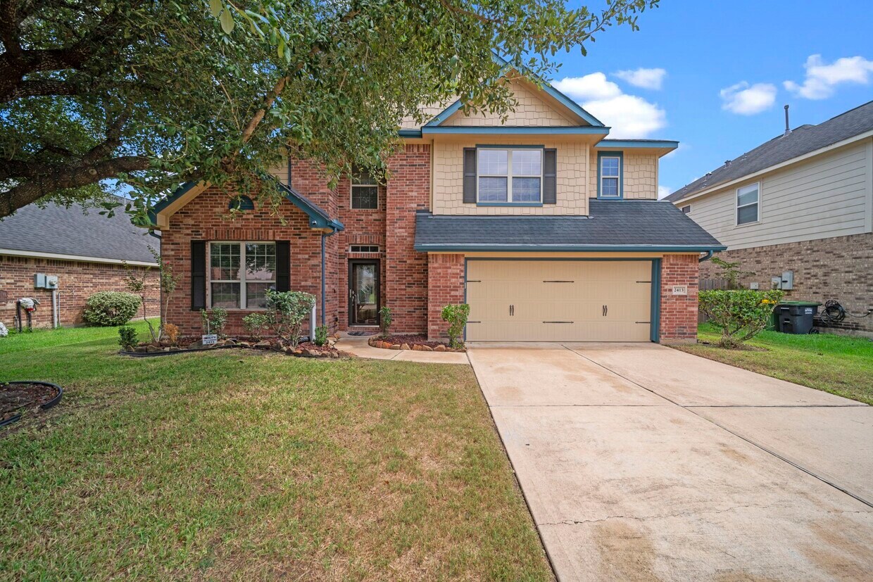 Foto principal - 2413 Quiet Arbor Ln