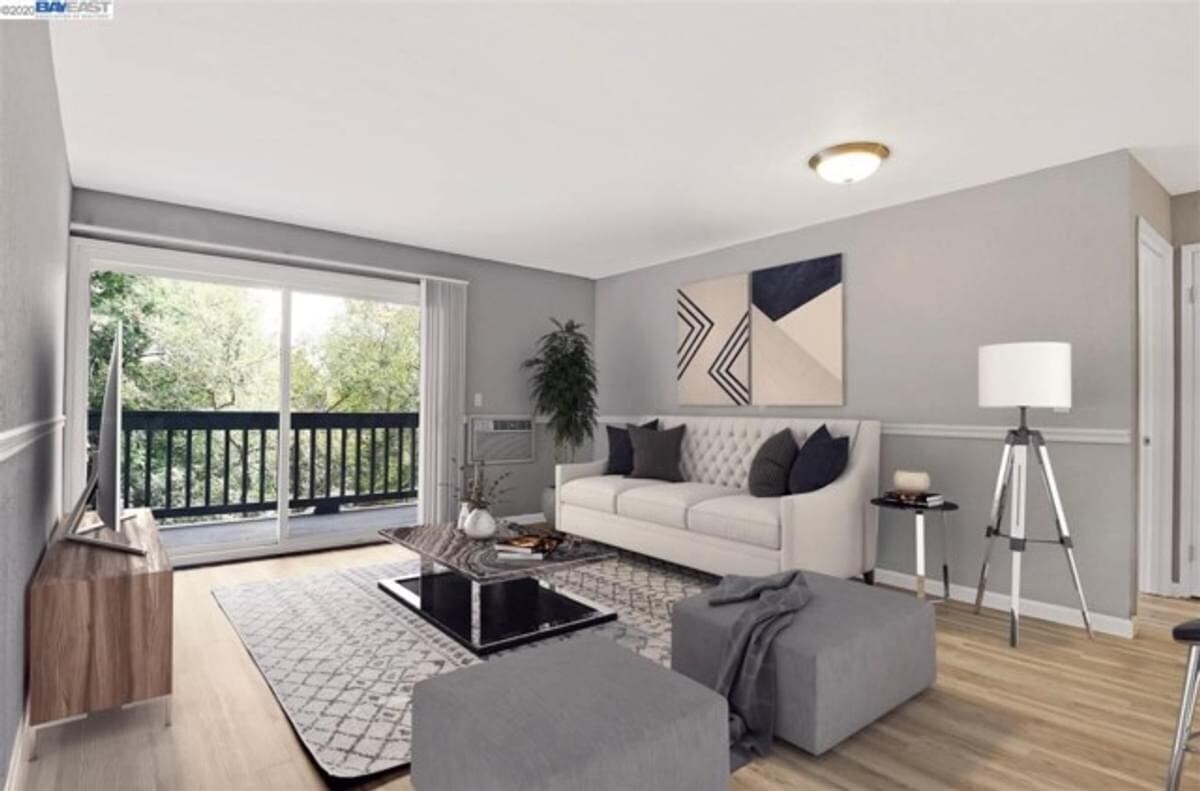 Living Room - 1085 Murrieta Blvd