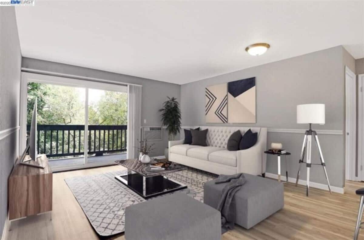 Living Room - 1085 Murrieta Blvd