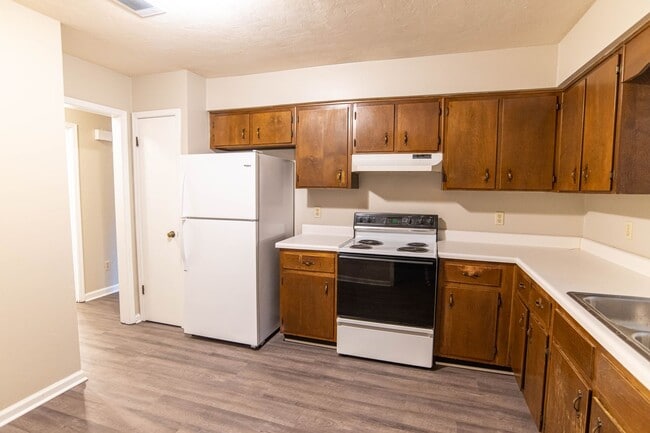 Photo - 2201 Hartsfield Rd Apartment