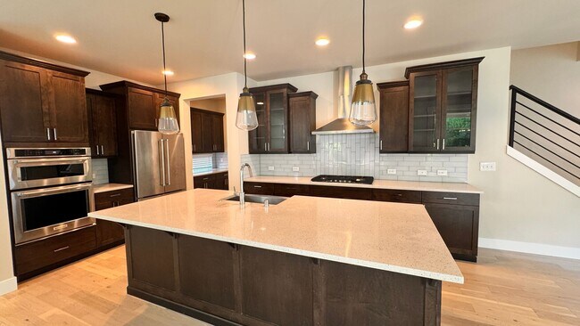 Building Photo - 3755 Monterey Ct NE