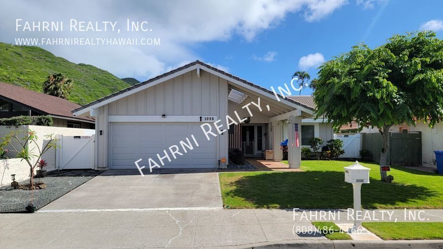 Primary Photo - Beautiful 4 Bedroom 2 Bath Home Nestled in...