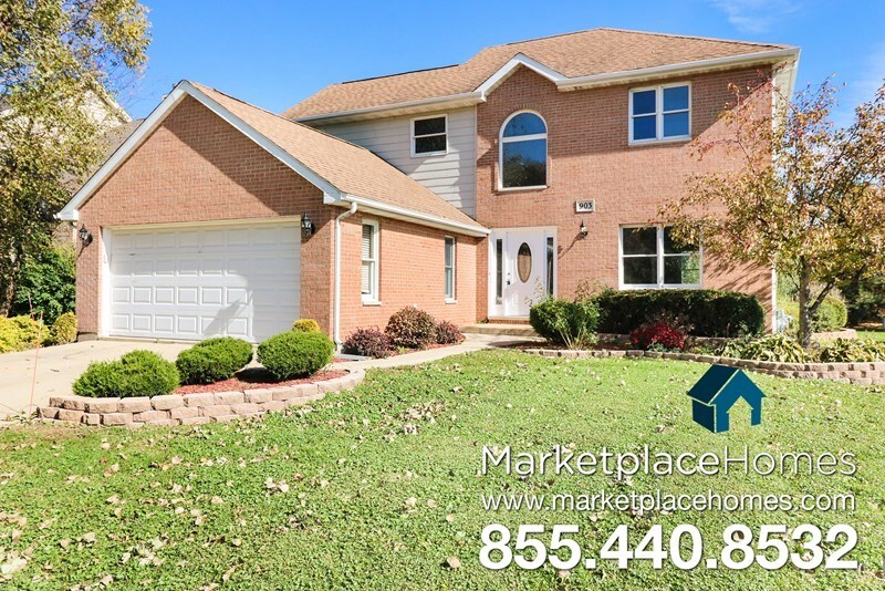 Primary Photo - 903 Willow Creek Dr